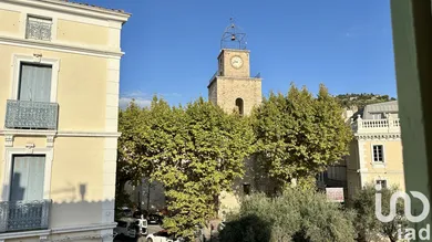 Appartement à Ollioules (83190)