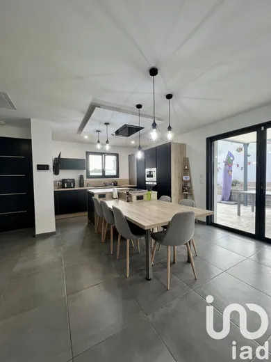 House at Pia (66380)