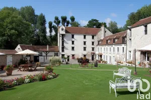 Mansion at Moulignon (77410)