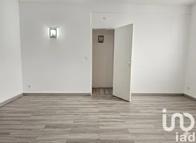 Apartment in Dreux (28100)