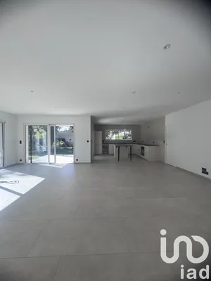 Townhouse in Le Teich (33470)
