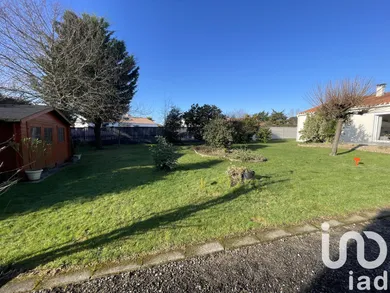Terrain à bâtir à LES SABLES D'OLONNE (85180)