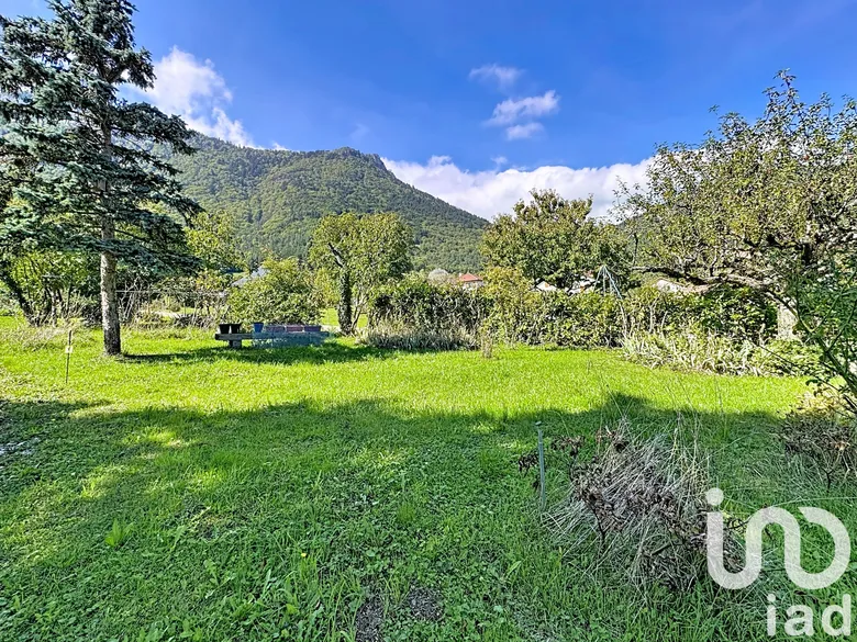 Terrain à bâtir à Le Gua (38450) · 105 000 €