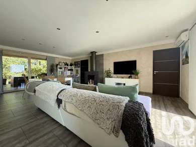 House at Trévien (81190)