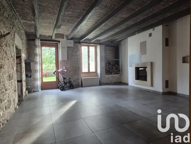 Maison à Vanzay (79120)