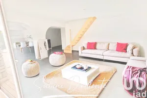 Maison à Mont-sous-Vaudrey (39380)