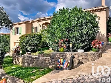 Maison traditionnelle à Aups (83630)