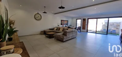 House at Pia (66380)