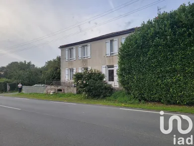 House in Saint-Mesmin (85700)