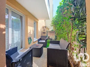 Apartment at Dammarie-lès-Lys (77190)