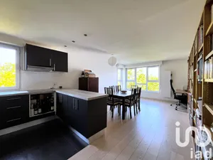Appartement à Noisy-le-Grand (93160)