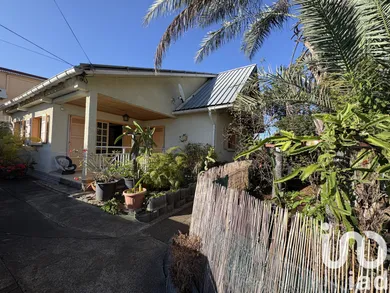 House at La Possession (97419)