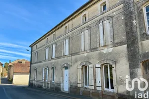 Maison de ville à Montboyer (16620)