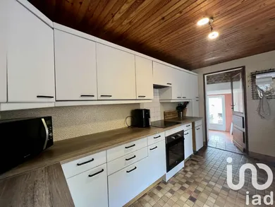 Maison de village à Rozet-Saint-Albin (02210)