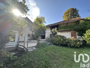 Maison de campagne à Saint-Aupre (38960)
