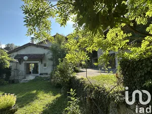 Maison de campagne à Saint-Aupre (38960)