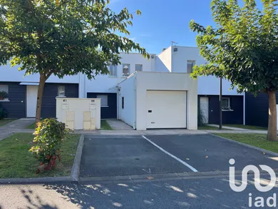 Townhouse at Bayonne (64100)