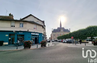 Immeuble à Chauny (02300)