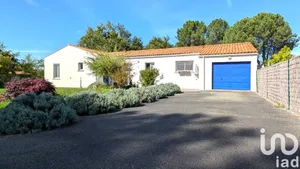 House at Montendre (17130)