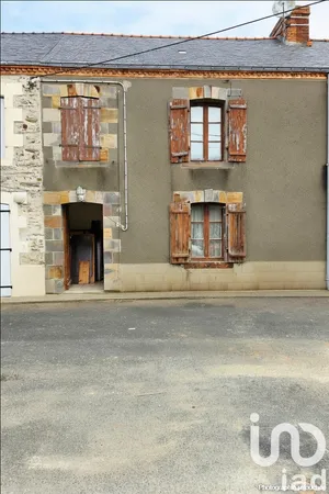 Traditional house at Saint-Gildas-des-Bois (44530)