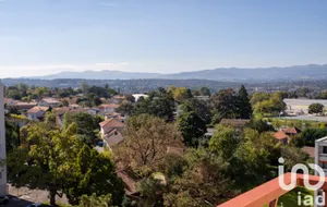 Apartment in Lyon (69005)