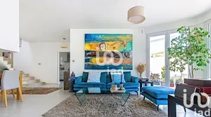 House at Marseille (13008)