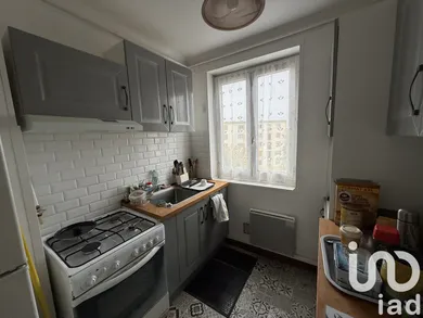 Apartment in Melun (77000)