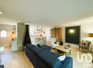 House at Saint-Germain-la-Ville (51240)