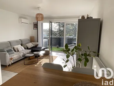 Apartment at Parempuyre (33290)