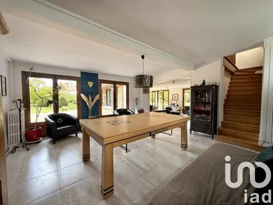 House at Le Vaudreuil (27100)