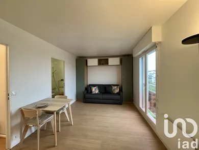 Apartment at La Garenne-Colombes (92250)