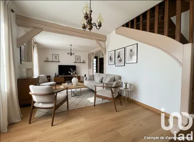 Traditional house in Maillot (89100)