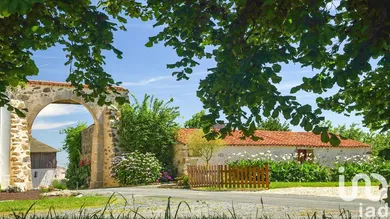 Domaine à Les Herbiers (85500)