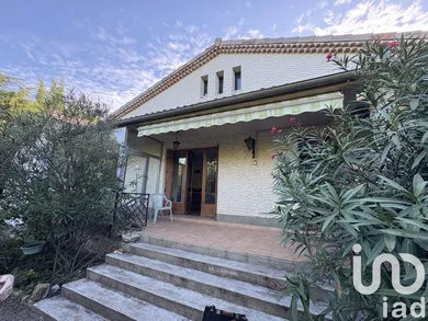 Traditional house at Saint-Étienne-de-Fontbellon (07200)