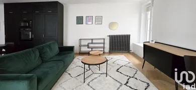 Apartment in Paris (75006)