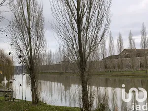 Studio at Melun (77000)