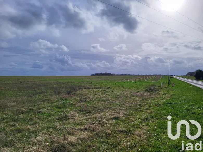 Terrain à bâtir à Douchy- Montcorbon (45220) · à Douchy-Montcorbon · 28 000 €