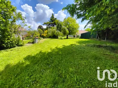 Building plot at Bourgoin-Jallieu (38300)