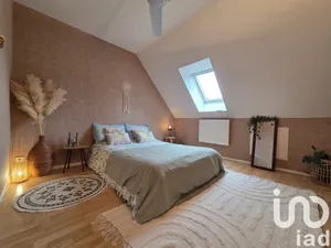 Maison traditionnelle à Saint-Fargeau-Ponthierry (77310)