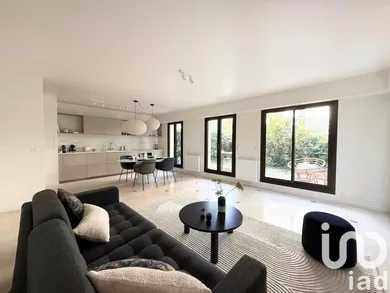 Apartment in Sceaux (92330)