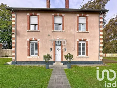House in Sainte-Menehould (51800)