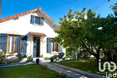 House at MITRY-MORY (77290)