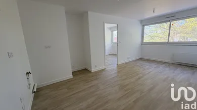 Apartment in Sautron (44880)