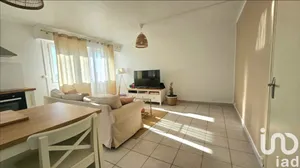 Apartment in Saint-Jean-le-Blanc (45650)