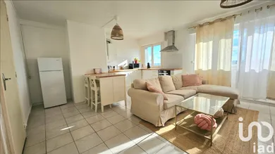 Apartment in Saint-Jean-le-Blanc (45650)