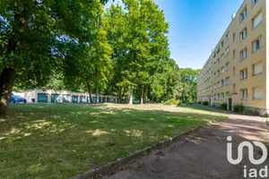 Appartement à St Germain Les Arpajon (91180)
