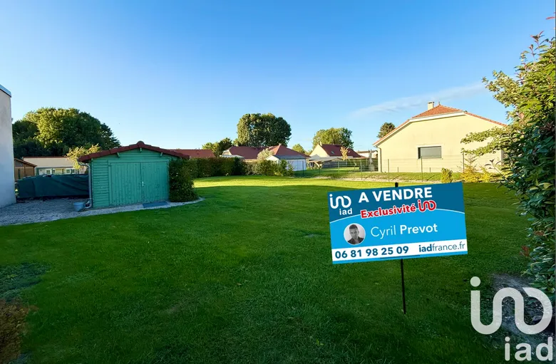 Terrain à bâtir à Châlons-en-Champagne (51000) · 54 990 €