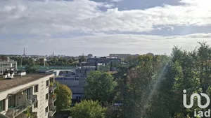 Apartment at Saint-Cloud (92210)