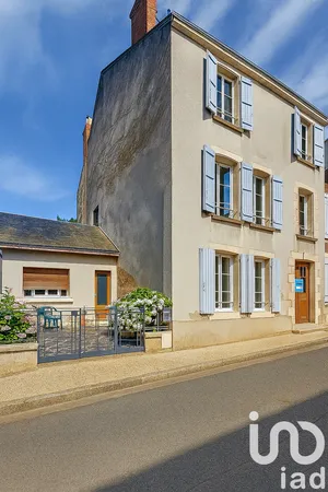 Traditional house at Bonny-sur-Loire (45420)