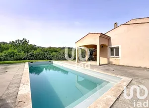 Maison traditionnelle à Niozelles (04300)